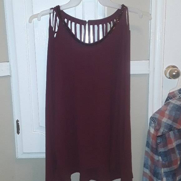 Burgundy dress shirt - Picture 1 of 3